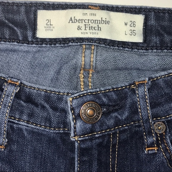 Vintage Y2K Abercrombie and Fitch Jeans Size 2 Long Wide Leg Flare Low Rise - Picture 3 of 3